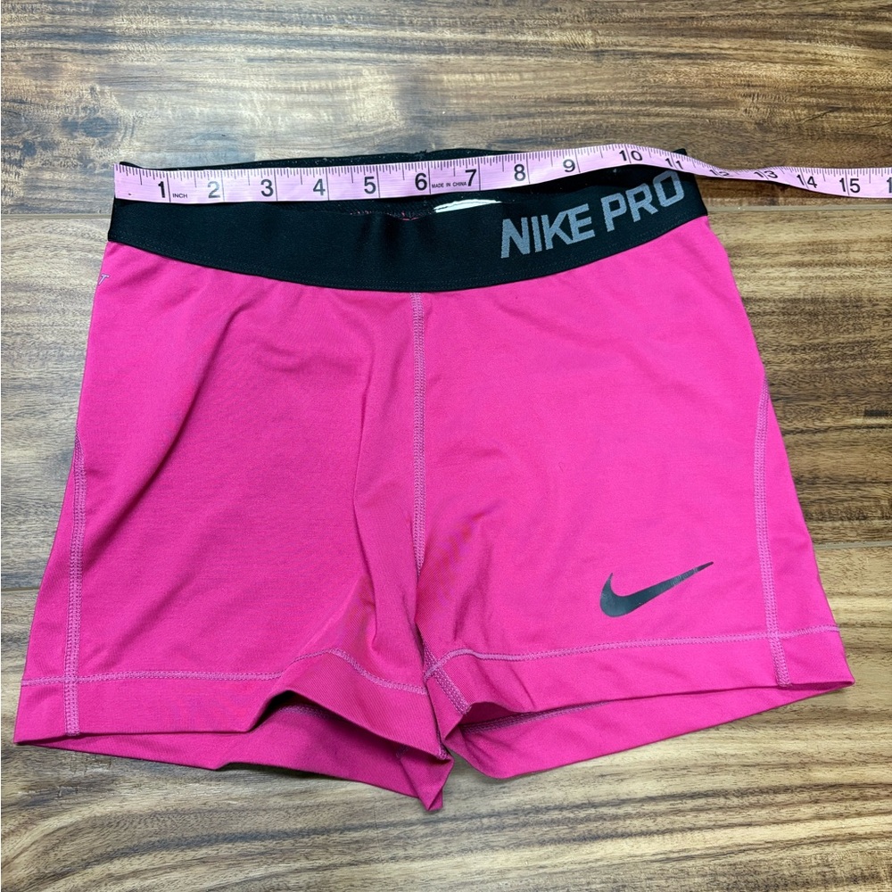 Nike Pro 3 inch seam, size, Small, compression shorts in pink, Dri-fit material